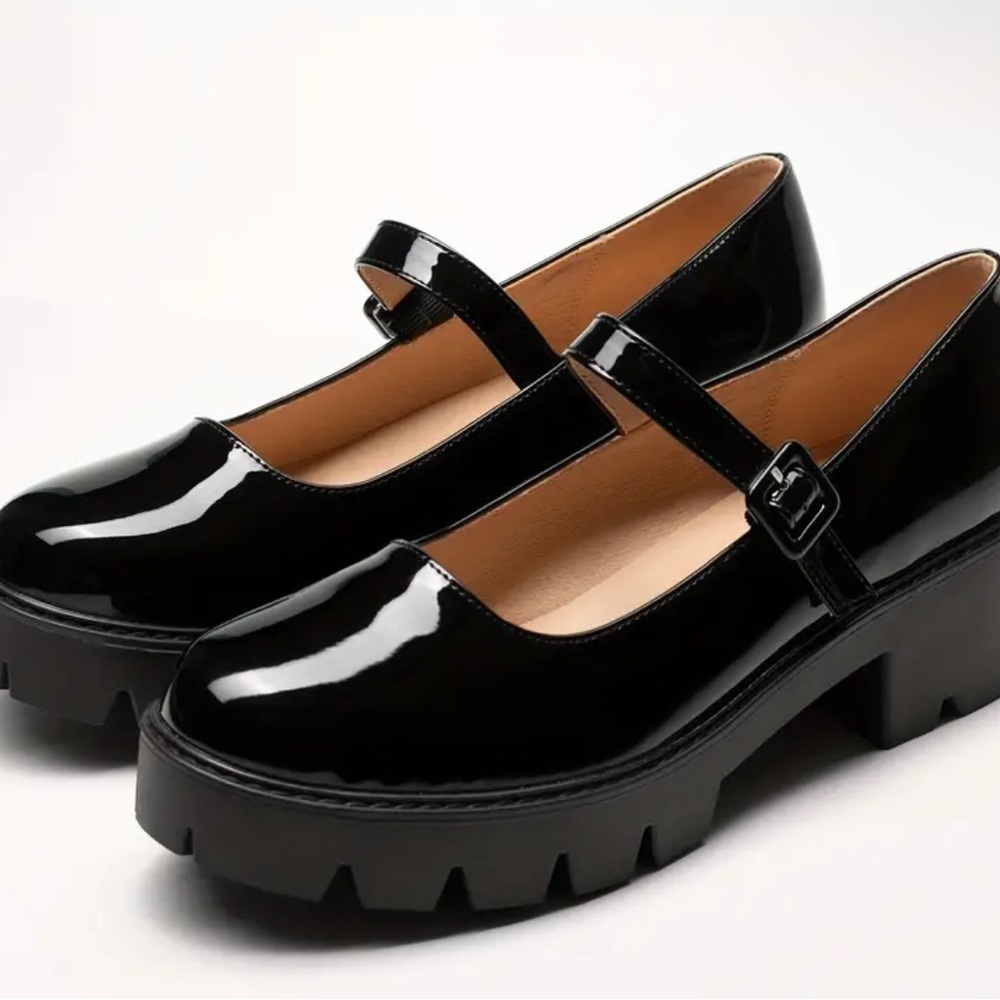 Women’s Round Toe Leather Mary Jane Shoes